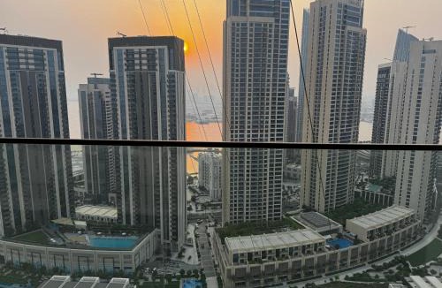 Dubai Apartment | Elegant Luxury Living in Palace Residences