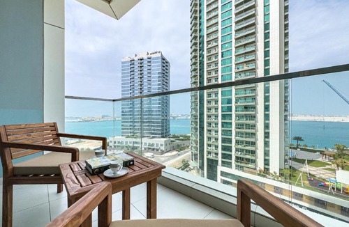 Abu Dhabi Apartment | Elegant & Spacious 2BR - Reem Island