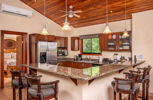 Tamarindo Villa | ELEGANT TROPICAL VILLA RETREAT,ACROSS THE STREET FROM WONDERFUL TAMARINDO BEACH