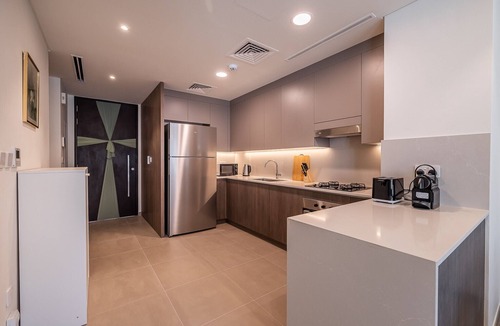 Dubai Ski Chalet | Elegant villa with 3 BDR I Maid Room I Garden/B51