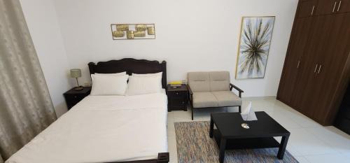 Dubai Sports City House | Elite 6 Residence - Sports City by Golden Casa