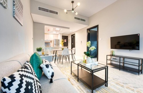 Dubai Apartment | Elite LUX Holiday Homes - Stylish 1 BR + Pool & World Class Gym in Dubai South