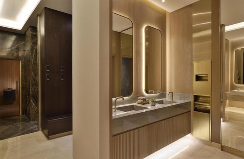 Business Bay Hotel | Embassy Suites By Hilton Dubai Business Bay