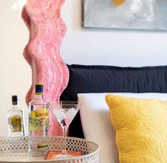 Kerem HaTeimanim Apartment | Enchanting Apartment with Pool, Steps from the Beach Bomb Shelter