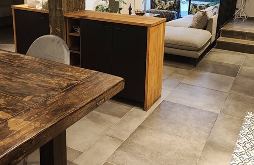 Jaffa Apartment | Enjoy the atmosphere and excellent location in the Jaffa flea market area