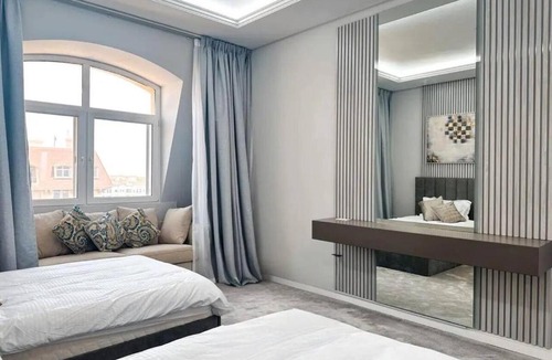 Mirdif Apartment | Entire House next to the Airport - Uptown Mirdiff