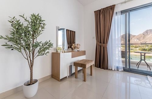 Sharm Villa | Escape to a Modern 3BR Villa w/a Private Pool & Mountain Views, Al Dana Island