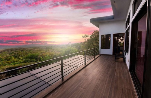 Canton Parrita Villa | Espectacular villa con 3 habitaciones y 3 baños