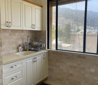 Haifa Apartment | Estrela Mares Haifa apartment