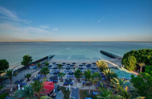 Beach & Coast Apartment | Executive Suite Near Al Khan Beach Sharjah