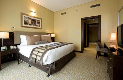 Barsha Heights Apartment | Executive Three Bedroom Apartment Near Internet Metro Station By Luxury Bookings AC