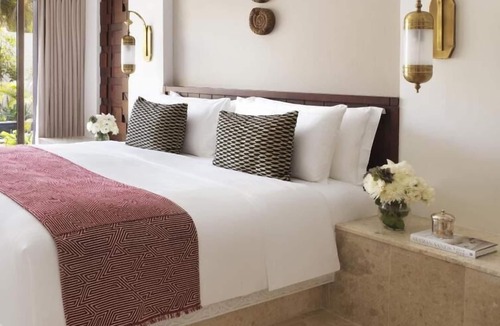 Salalah Hotel | Experience Luxury Living in Beach Resort! Outdoor Pool, Spa Center, Free Parking