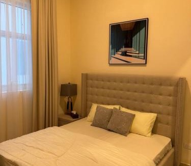 Abu Dhabi Villa | Extraordinary 6 Bedroom Villa in Abu Dhabi - Group Getaway