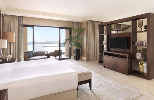 Palm Jumeirah Hotel | Fairmont The Palm