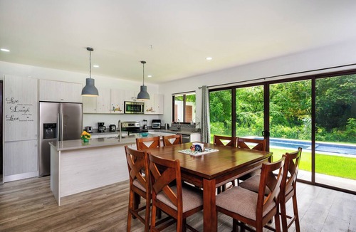 Bebedero House | Family home, spacious 4-bedroom house in Playa Junquillal with AC