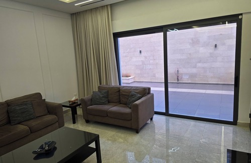 Suwailih Apartment | Family-Friendly & Warm 2 bedroom apartment . Best for vacationers