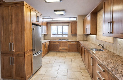 Old City Apartment | Family Friendly with Terrace in Old City by FeelHome