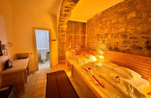 Dana Hotel | family home Lodge