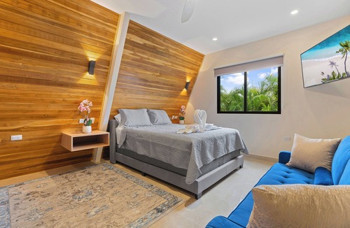 Potrero Hotel | Family Villa w Resort-Style Pool - 5 Min to Beaches