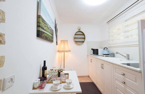 Bat Shlomo House | Farmers Suites VIP