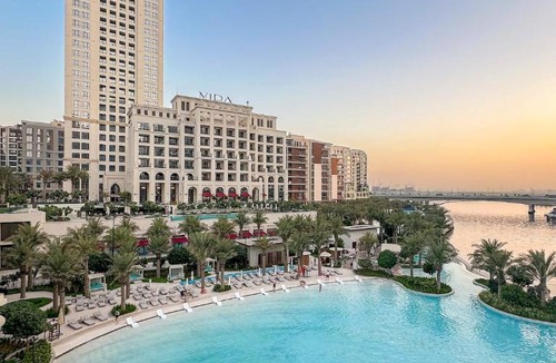 Dubai Apartment | FIRST CLAS 1BR Creek Beach , Lagoon Access