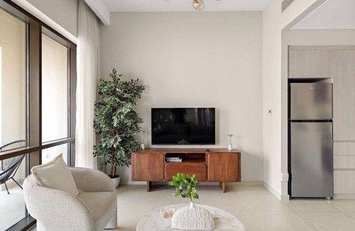Dubai Apartment | FIRST CLASS | 2BR | Creek Beach | Relax in Style