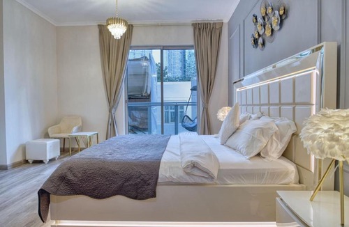 Downtown Dubai Apartment | FIRST CLASS 2BR with full BURJ KHALIFA and FOUNTAIN VIEW