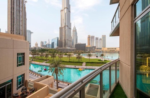 Downtown Dubai Apartment | FIRST CLASS 2BR with full BURJ KHALIFA and FOUNTAIN VIEW