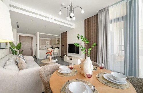 Nad Al Sheba Apartment | FIRST CLASS 3BR Stylish Luxury Escape