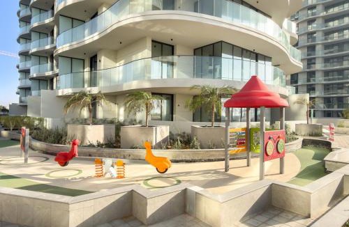 Mina Al Arab Apartment | FIRST CLASS Studio Beachfront Royal Escape