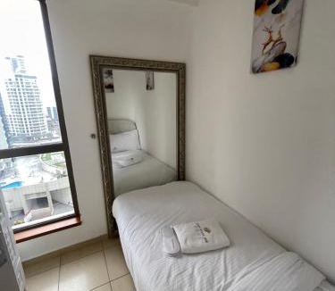 Jumeirah Beach Residence Hotel | Four Stars Dubai Marina JBR