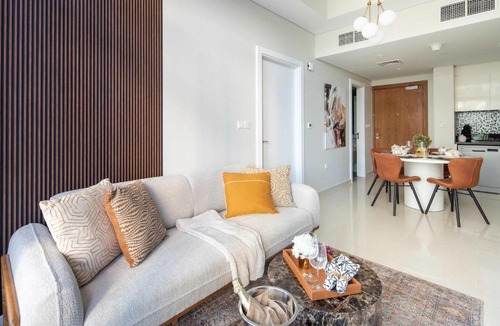 Sheikh Zayed Road Apartment | Frank Porter - Aykon City Tower C