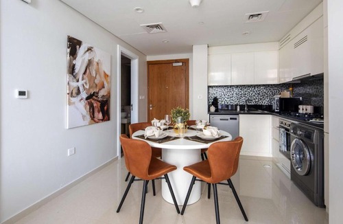 Sheikh Zayed Road Apartment | Frank Porter - Aykon City Tower C
