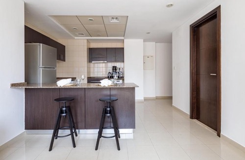 Jumeirah Beach Residence Apartment | Frank Porter - BayCentral