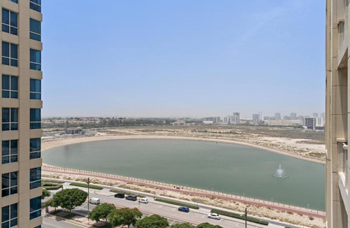 Dubai Production City Apartment | Frank Porter - Lago Vista