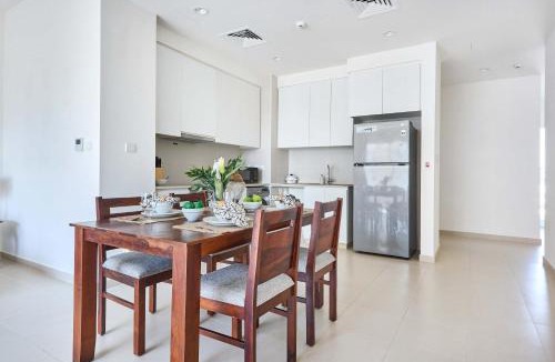 Dubai Apartment | Frank Porter - Urbana II