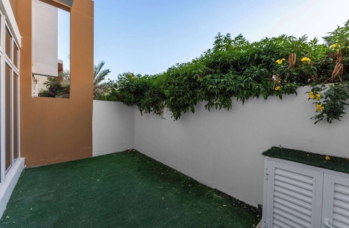 Dubai House | Free housekeeping visits during your stay - StayShort - Villa Stay with Waterpark Access Perfect for 6