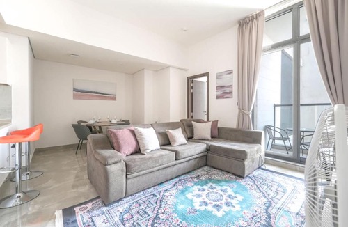 Dubai Apartment | Free housekeeping visits during your stay - StayShort - Dubai South 1BR sleeps 4