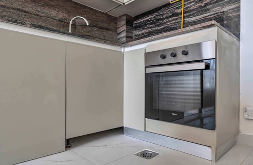 Jebel Ali Apartment | Free housekeeping visits during your stay - Comfortable 1 Bed in Jebel Ali Sleeps 2 with Balcony!