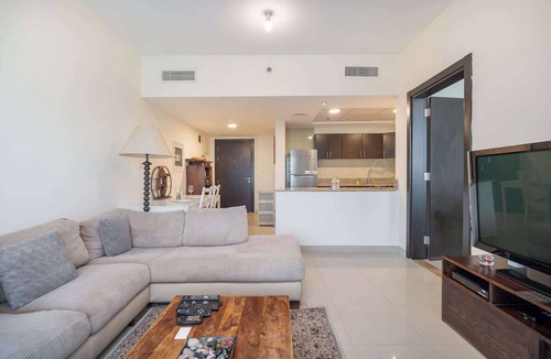 Dubai Sports City Apartment | Free housekeeping visits during your stay - StayShort - Charming & Bright 1BR in Red Residence Dubai Sports City