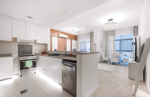 Dubai Apartment | Free housekeeping visits during your stay - StayShort - Comfortable 2BR Stay in Liwan Sleeps 6