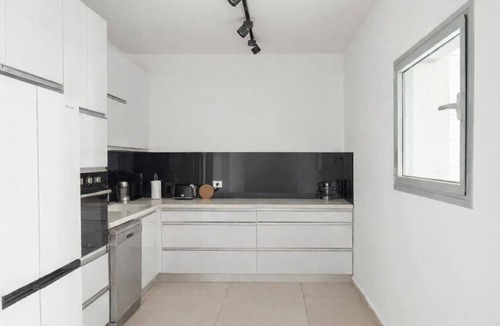 Bat Yam Apartment | Fresh 3BR APT 32 Floor See View Tower | Mamad