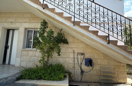 Daliyat al-Karmel House | Full House
