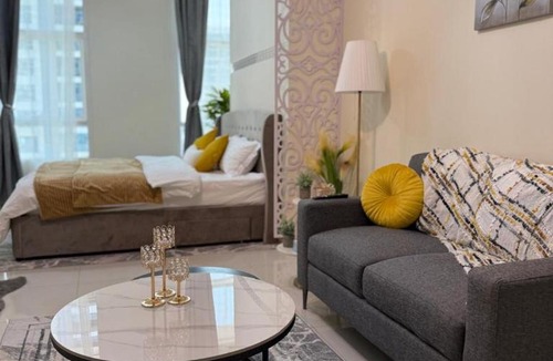 Business Bay Apartment | Fully Luxury Studio Total Privacy Pool & Sauna