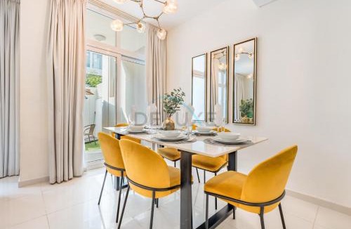 Dubai Villa | Furnished 3-Bedroom Townhouse, Just Minutes Drive from Al Marmoom Heritage Village and Popular Dubai Attractions, Albizia, Damac Hills 2 by Deluxe Holiday Homes