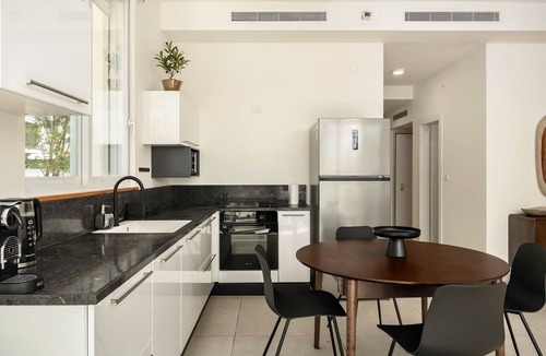 Shavei Zion Apartment | Garden& Rooftop Beachfront Luxury in Shavei Tzion