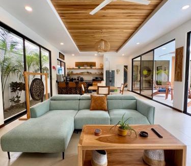 Puerto Viejo de Talamanca Villa | Gated luxury Casa Bodhi - Villa Hamsa & Shanti Tiny Houses 5min to the beach