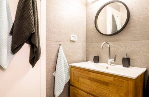 Haifa Apartment | Gem of Haifa: Boutique Bliss on Hanassi Blvd in Carmel Center, Free Parking