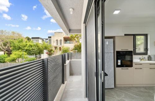 Gesher HaZiv Apartment | Gesher Haziv Peaceful Modern Stay