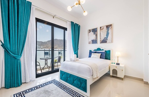 Sharm Villa | Getaway Deal 3BR w/Outdoor Jacuzzi + Scenic Views, Al Dana Island by Deluxe Holiday Homes